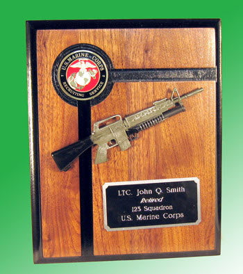U.S.M.C. Recruiter plaque w/M-4 rifle